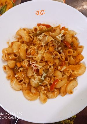 A picture of पास्ता इन रेड सोस.