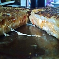 A picture of Grilled Cheese Madness.
