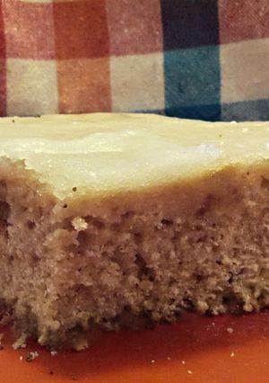 A picture of Bry's Vegan Easy Cake (Everyone is loving it).