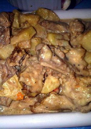A picture of Creamy Pineapple Chicken.