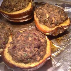 A picture of Sausage Stuffed Acorn Squash.