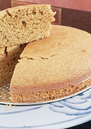 Una foto de Torta húmeda de naranja (light)