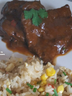 Una foto de Filetes de falda de ternera en salsa
