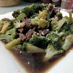 Daging sapi siram brokoli রেসিপির প্রধান ছবি