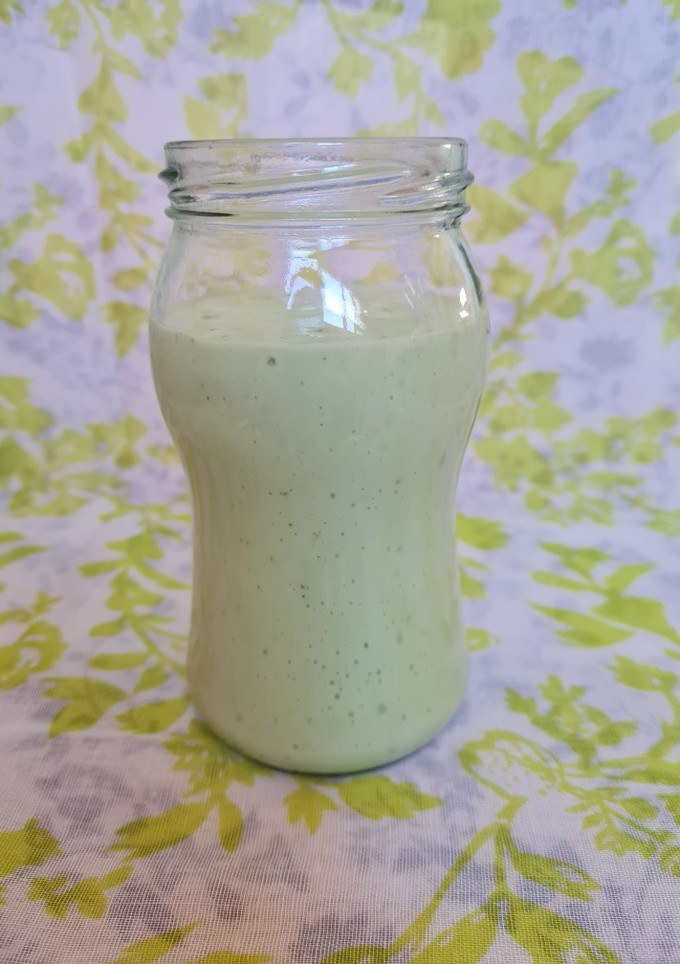 Una foto de Lassi de aguacate 🥑 🇮🇳 (salado)