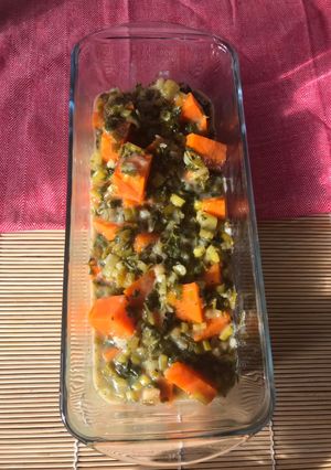 Édesburgonya hagymás-petrezselymes mártással (vegán) recept fotója