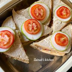 A picture of Yummy sandwich 🥪.