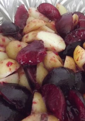 Una foto de Ensalada de papa y ciruelas a lo ranchero