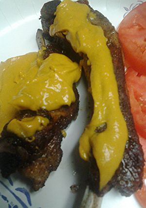 A picture of Mustard thick sauce.