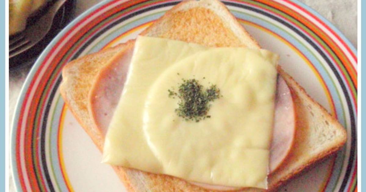 Garlic Butter Soy Sauce Ham Cheese Toast Recipe By Cookpad Japan Cookpad