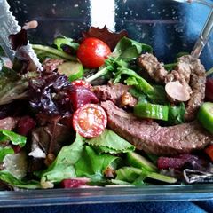 A picture of Steak Salad.