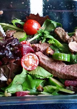A picture of Steak Salad.
