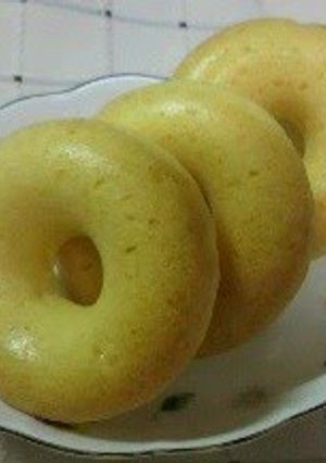 A picture of Easy Oil-free Springy Tofu Donuts.
