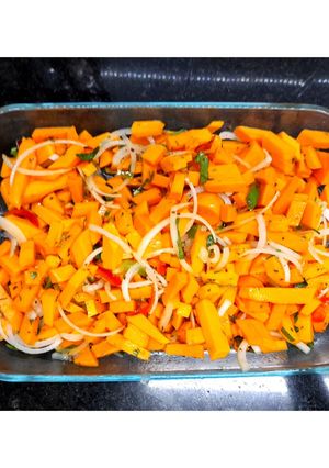 Una foto de Verduras al horno y lentejas salteadas