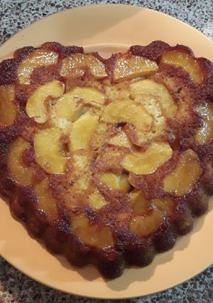 Una foto de Torta invertida de manzana