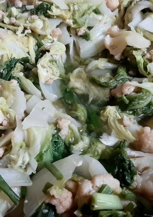 Hình của món Cải dún xào thịt xay bông cải.