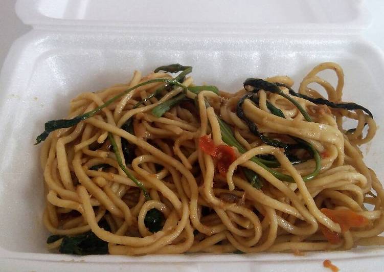 Resep Mie kangkung terasi Menggugah Selera