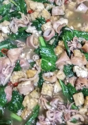 Foto resep Tumis Sawi Cumi Tahu Tempe
