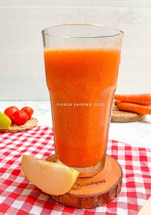 Foto resep Jus 3 Diva (Wortel, Tomat, Apel)