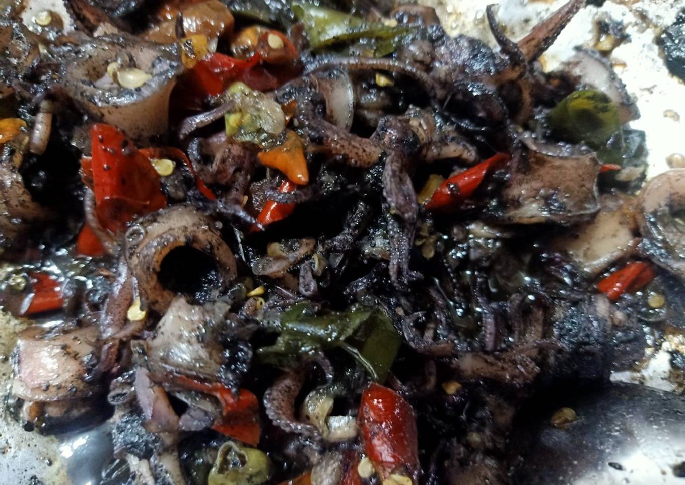 Cumi pedas