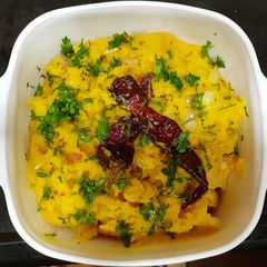A picture of Aloo Bharta.