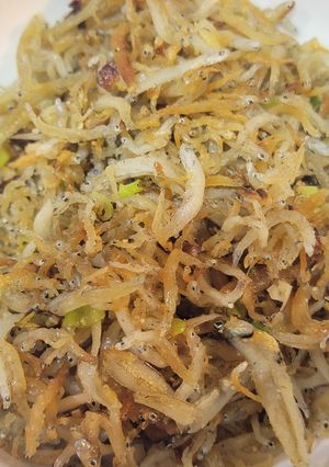 乾煎吻仔魚 的食譜成品照片