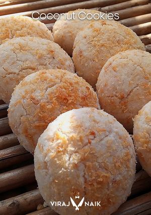 A picture of Coconut Cookies.
