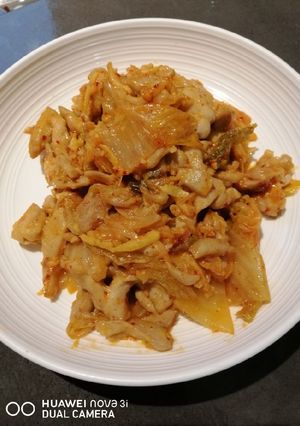 A picture of Kimchi Chicken.
