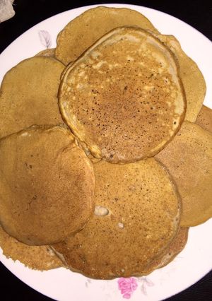 Una foto de Pancakes con nueces 🥞