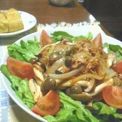 A picture of 5 Minute Tuna & Shimeji Mushroom Ketchup Stir-fry.