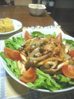 A picture of 5 Minute Tuna & Shimeji Mushroom Ketchup Stir-fry.