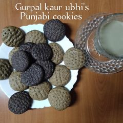 A picture of Punjabi cookies 🫓.