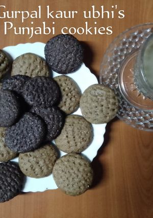 A picture of Punjabi cookies 🫓.