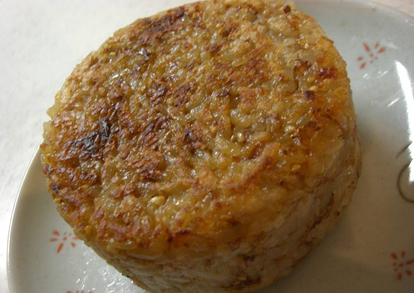 Pan-Fried Rice Balls Made with Soy Sauce Seasoned Bonito Flakes!
