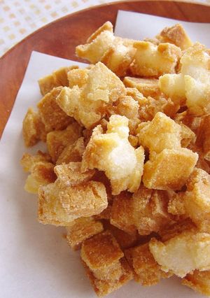 A picture of Okaki (Deep Fried) Crackers Made with Pre-Cut Mochi.