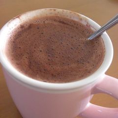 A picture of 100% Foamy Hot Chocolate Made in a Mug.