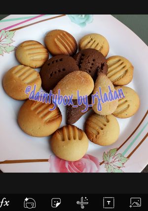 A picture of Butter cookies.