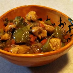 A picture of Honey-Glazes Chicken Stir Fry.