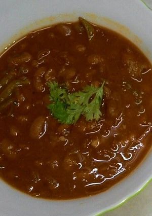 A picture of Rajma Chawal (kidney beans curry).