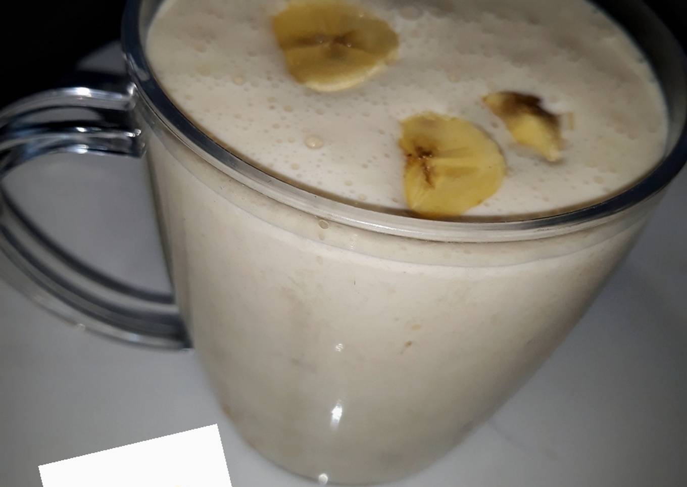 Banana and coconut smoothie