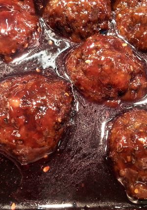 A picture of Hoisin Meatballs.