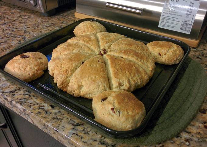 Blueberry Streusel Scones Recipe