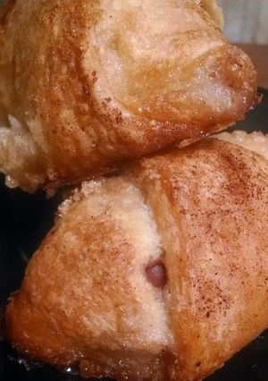 A picture of Apple pie bites.