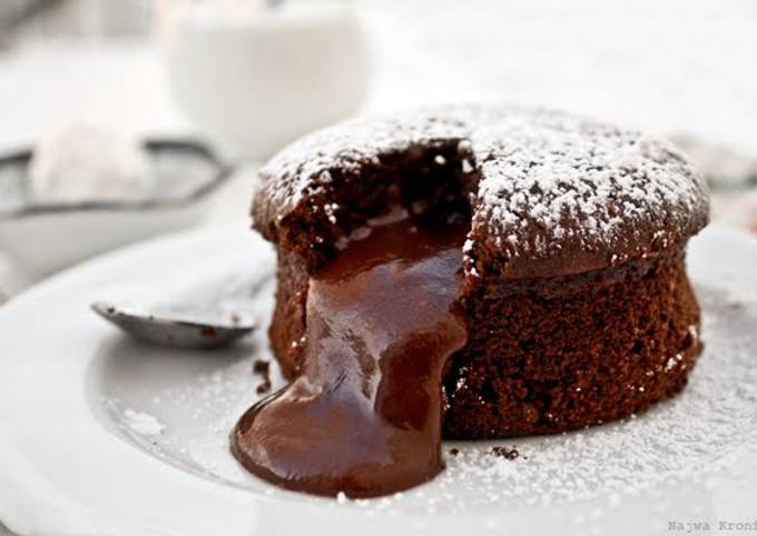 How to Make Homemade Delicious Chocolate Lava Cake