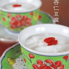 A picture of Almond Jelly for Adults.