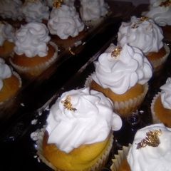 A picture of Passion cupcakes with fresh cream frosting#Flourrecipe.
