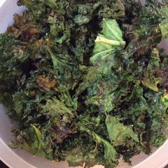 A picture of Kale Chips.