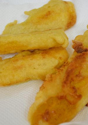 A picture of Banana Fritters.