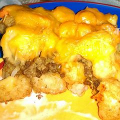A picture of Cheesy tater tot casserole.
