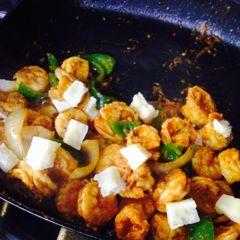 A picture of Cheesy prawns.